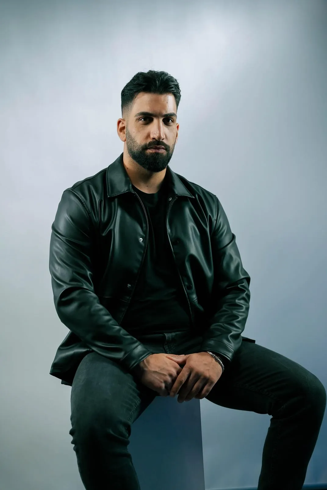 Theo Azizkhani, als Artist bekannt als Danaq, Inhaber der Loopenrein Studios